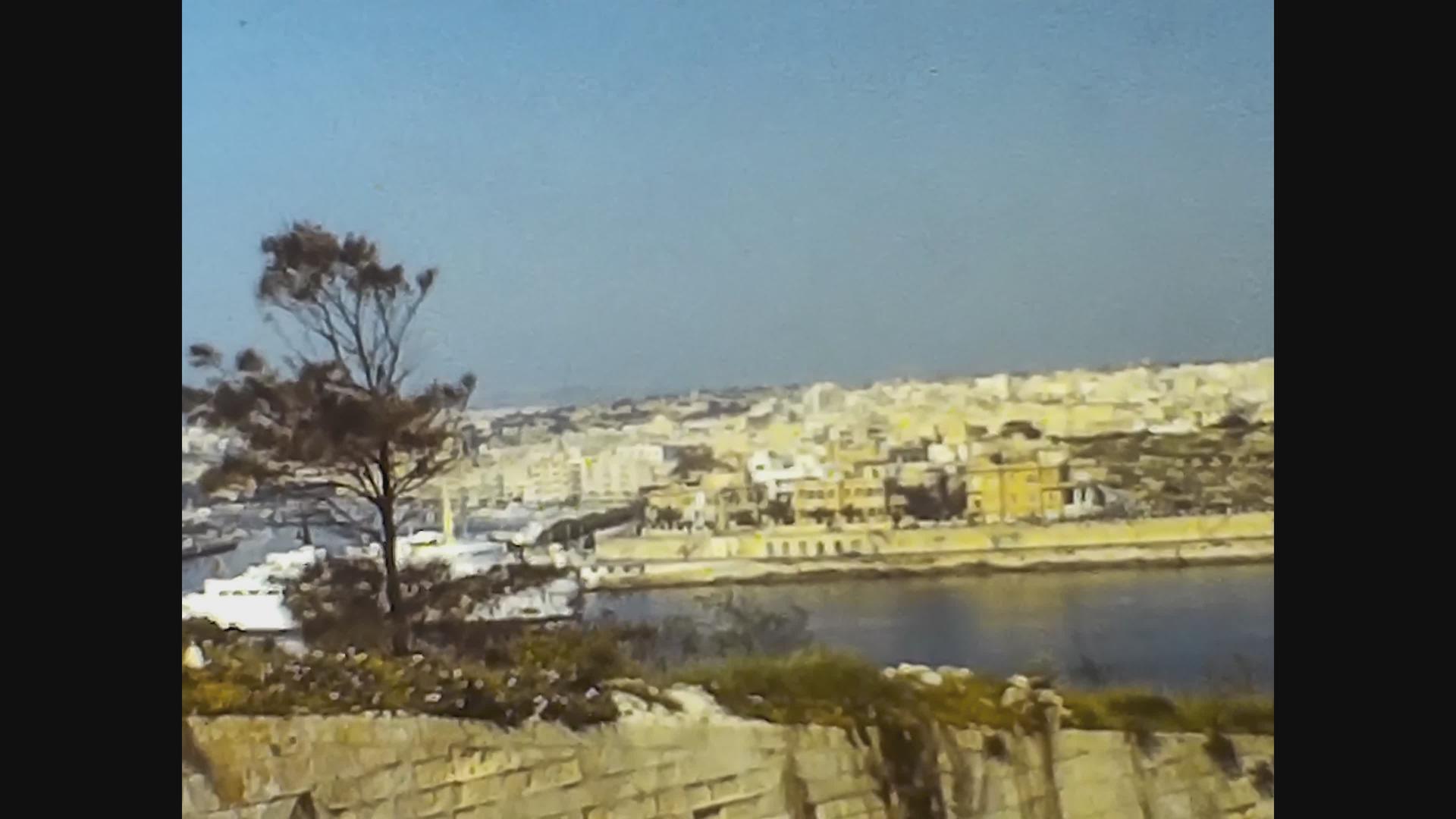 1981年lavalletta麦尔塔2市天线视频的预览图