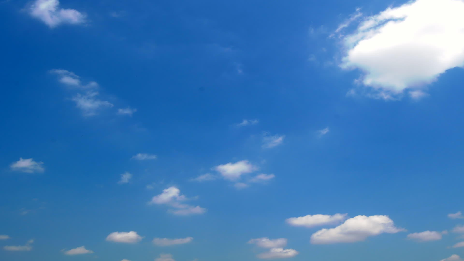 美丽的云空间美丽的蓝天视频的预览图