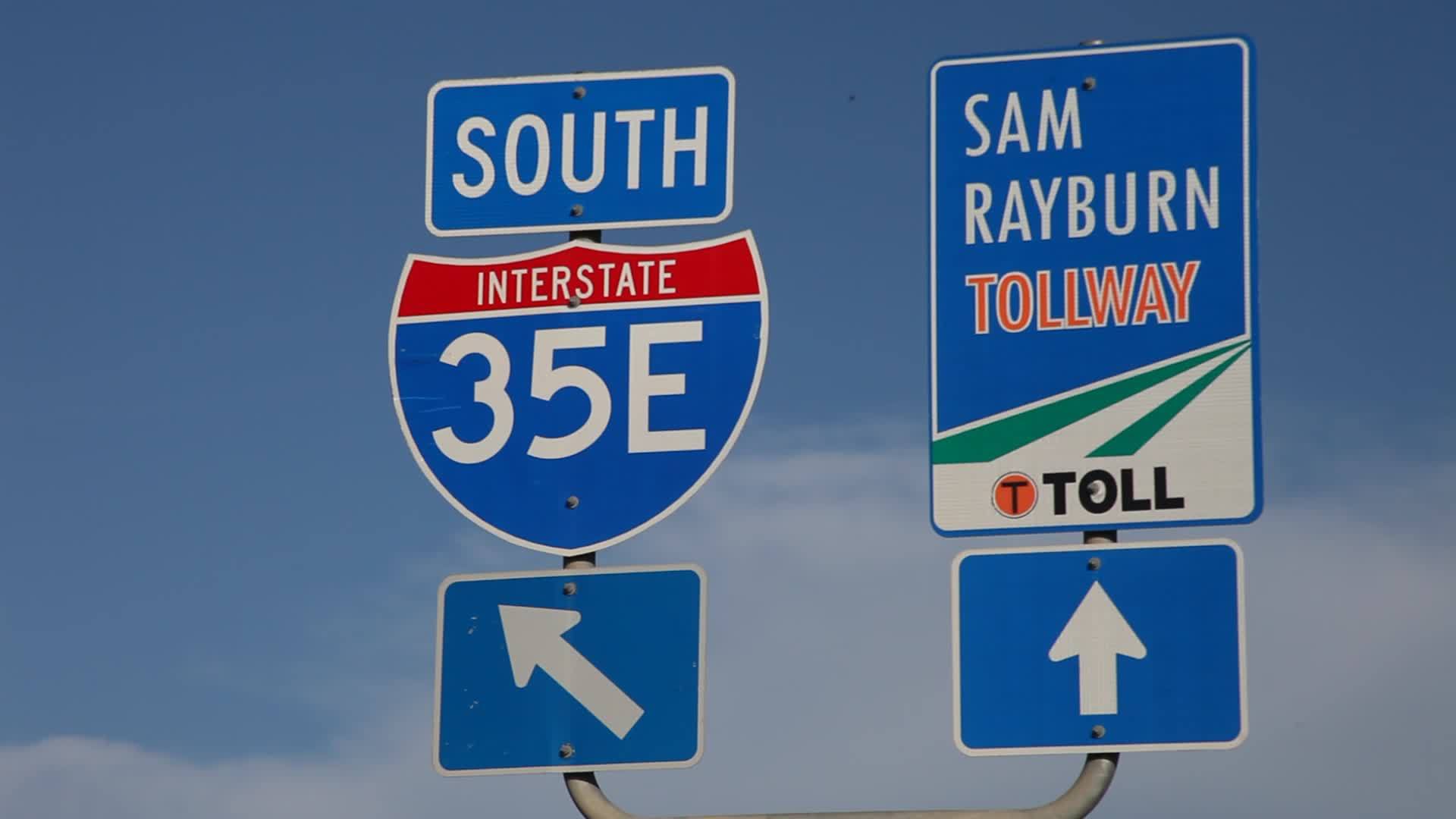35号高速公路和SamRayburn公路视频的预览图