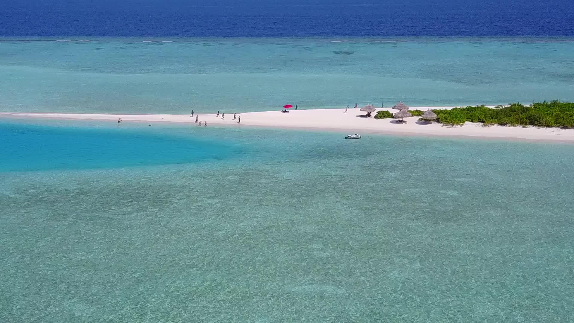 度假胜地海滩视频的预览图