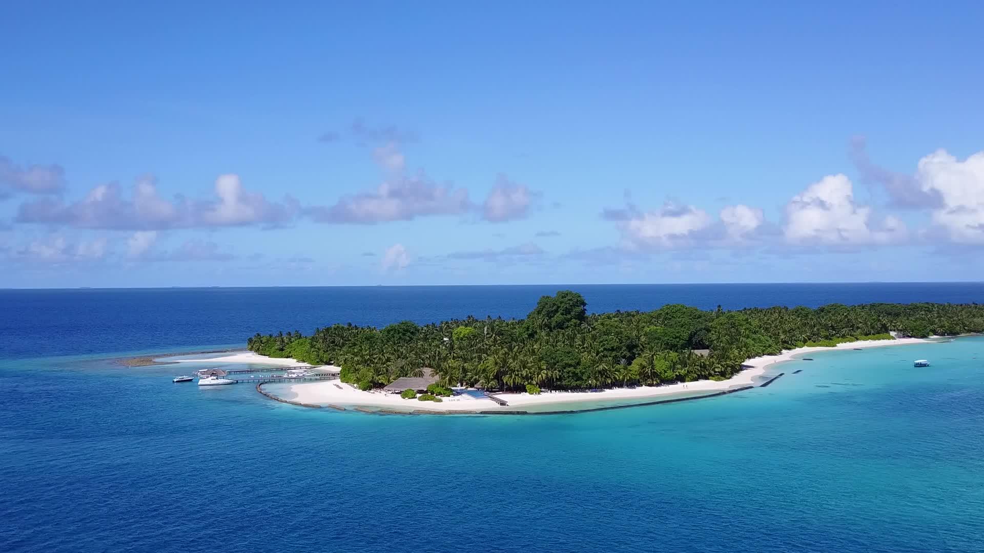 海滩风景视频的预览图