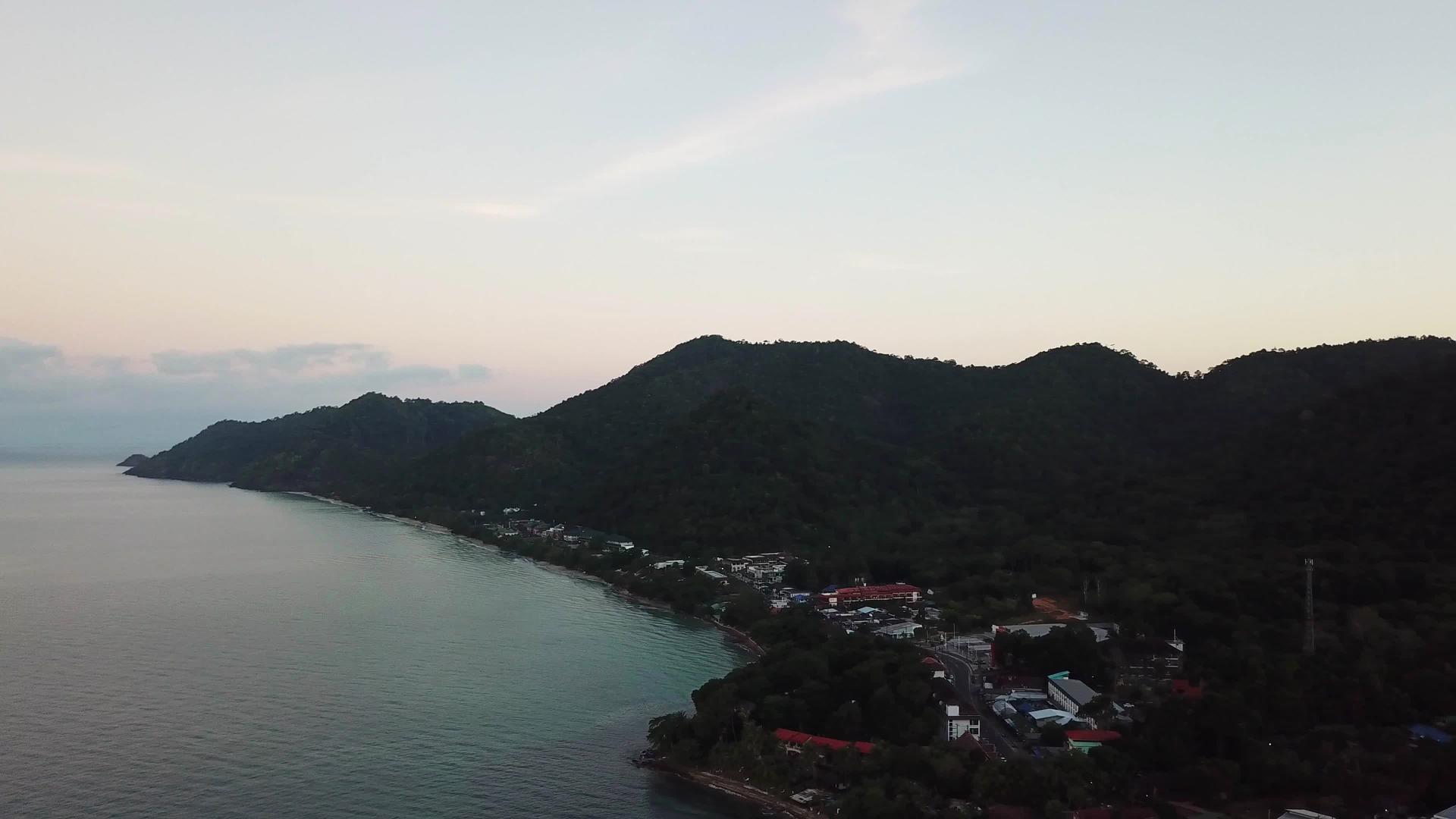 清晨上岛的清水视频的预览图