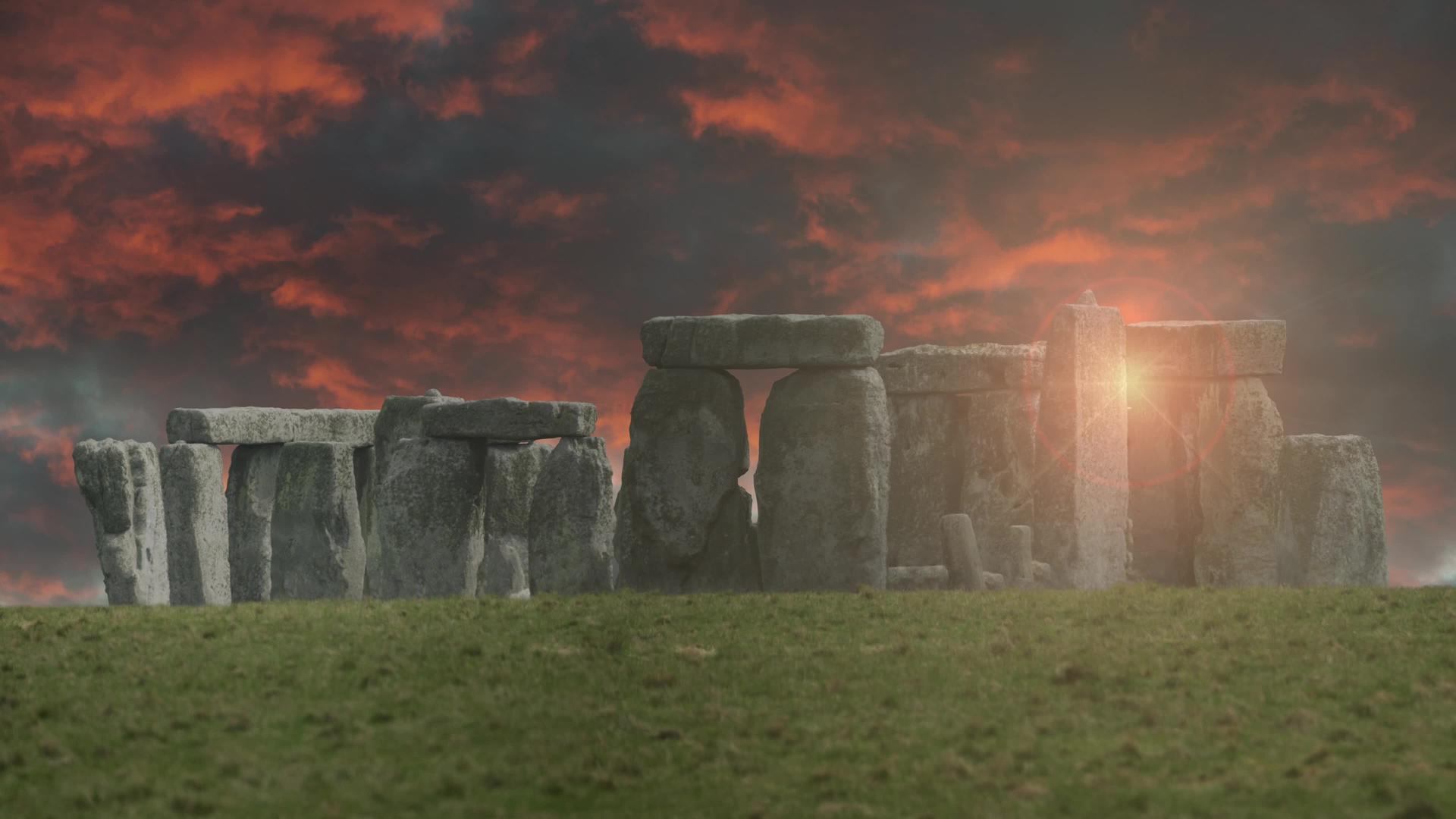 石柱的日落视频的预览图