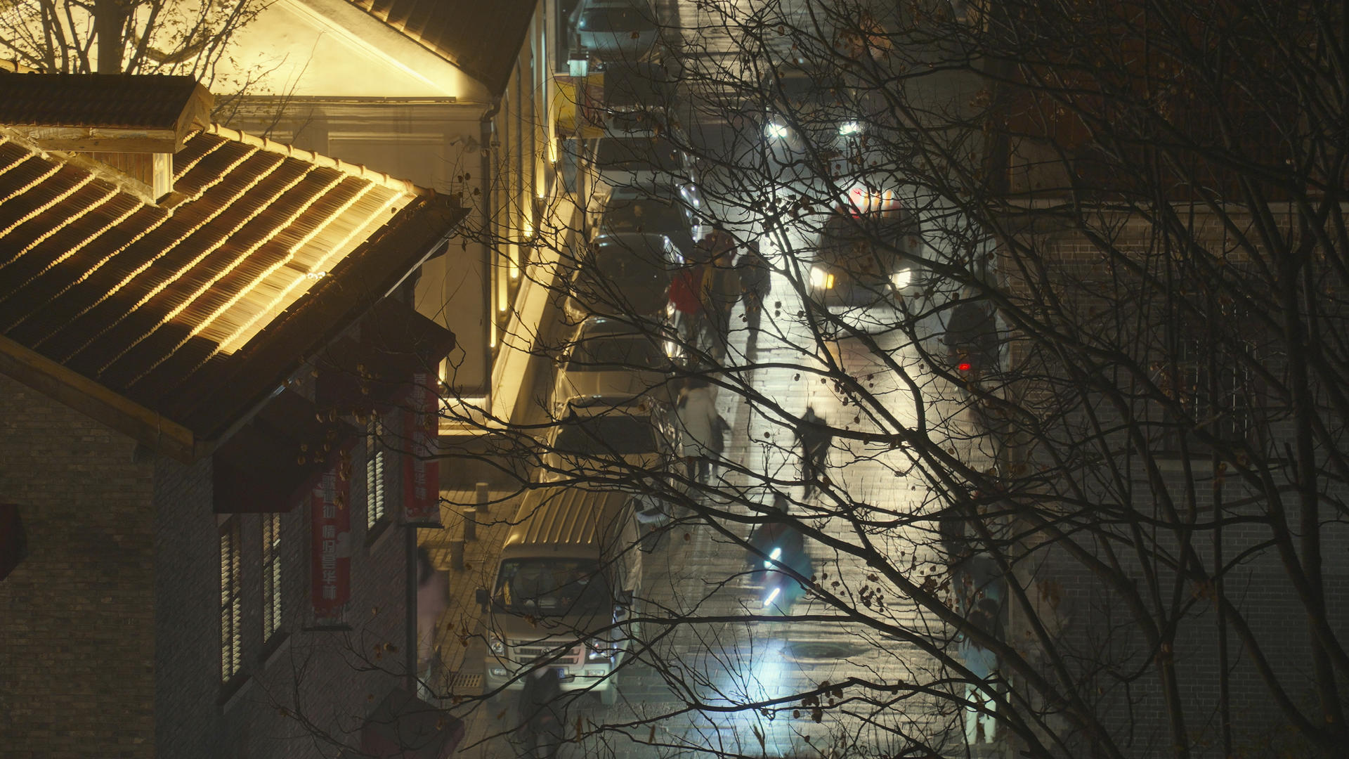 航拍城市商业街道路街景夜景交通车流4k素材视频的预览图