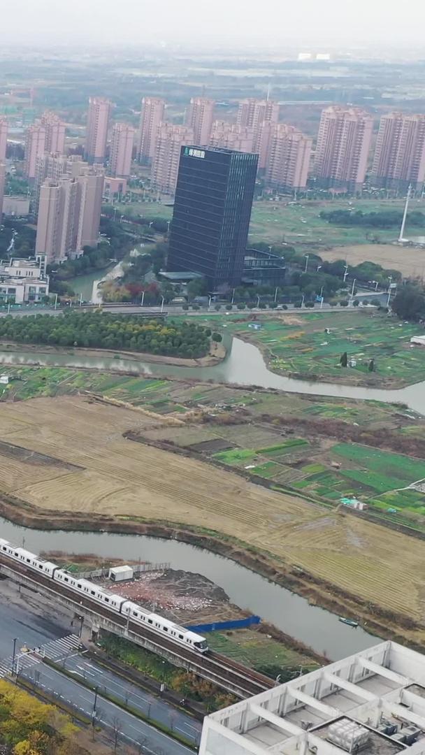 上海嘉定新城小区楼盘视频的预览图