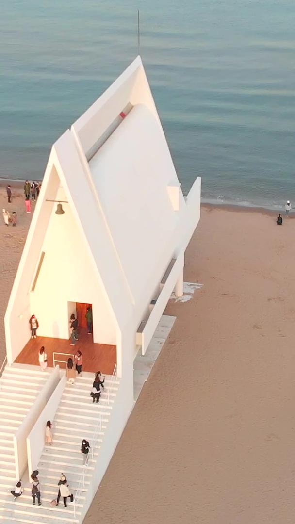 北戴河网络名人航拍建筑阿那亚教堂视频的预览图