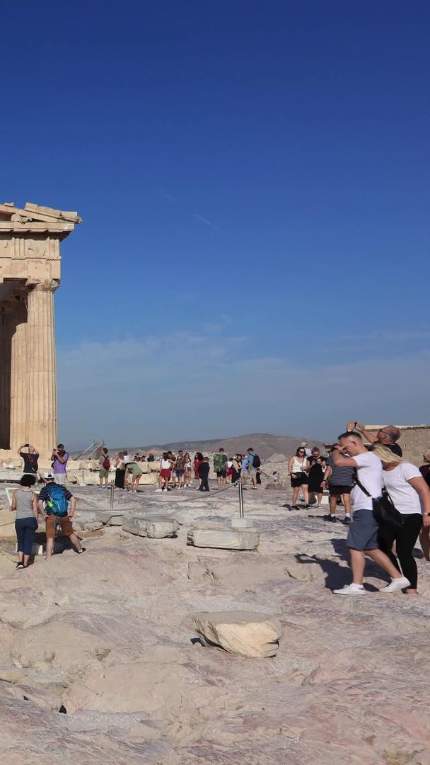 以历史建筑雅典娜神庙延时视频著称的希腊雅典卫城视频的预览图