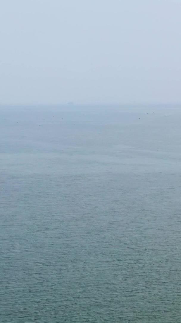 帆船航拍视频在大海中行驶视频的预览图