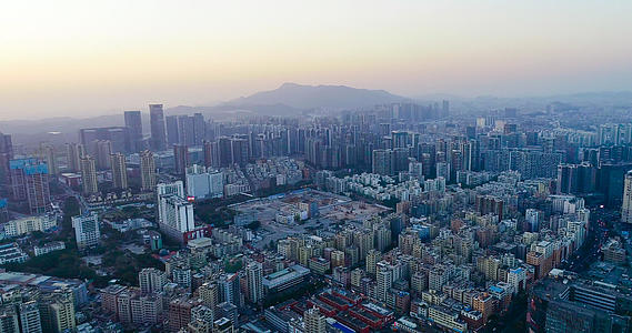 深圳龙华新区建筑群4K航拍视频的预览图