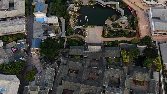 航拍云南建水古城旅游景点朱家花园全景视频视频的预览图