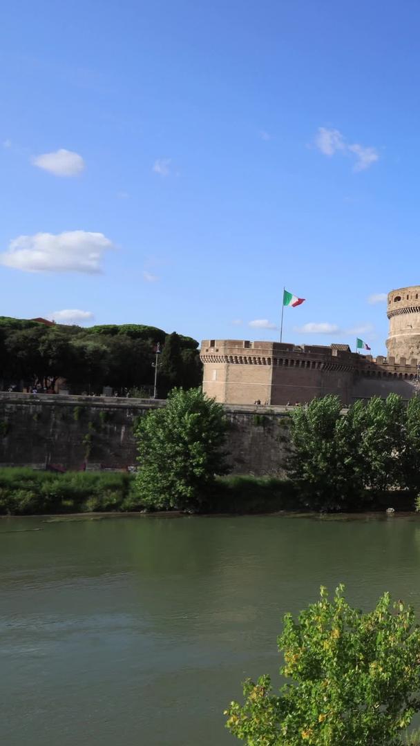 著名的意大利首都罗马旅游景点圣天使城堡延时视频视频的预览图