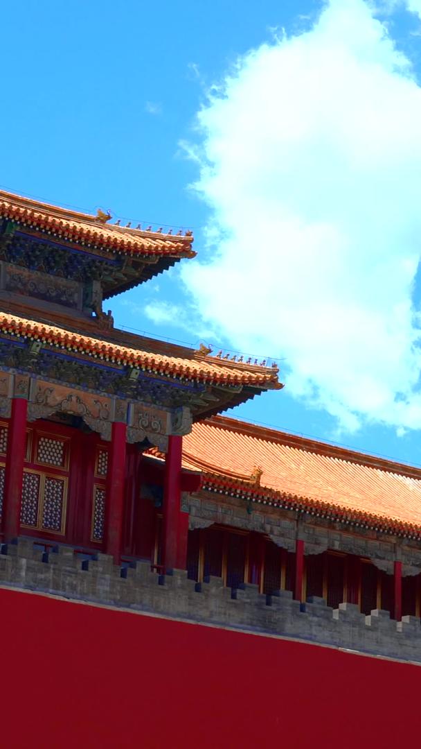 实拍震撼北京故宫午门晴朗蓝天全景视频的预览图