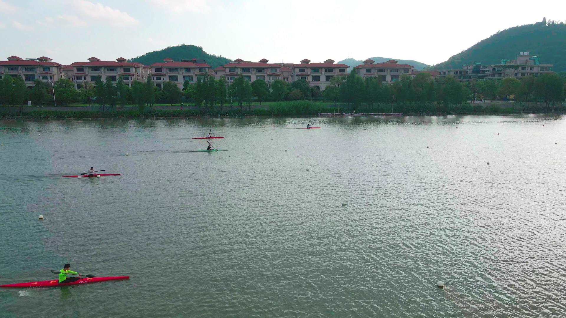 体育训练运动比赛划独木舟视频的预览图