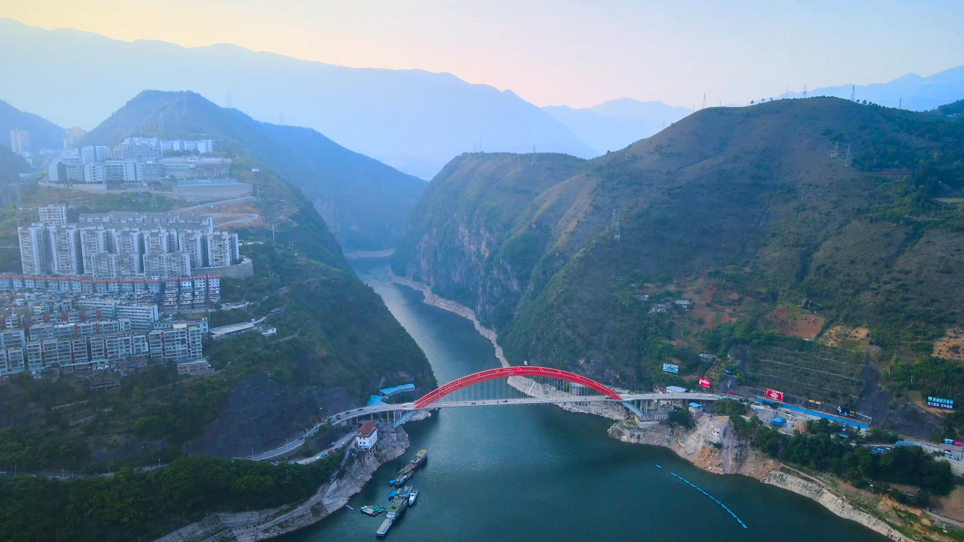 5A风景区巫山小三峡黄昏航拍合集4K视频的预览图