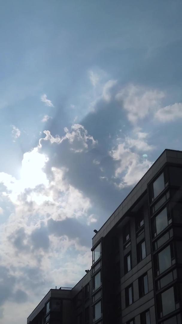 云翻滚耶稣光延时摄影12视频的预览图