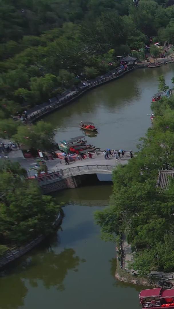 5A开封清明上河园景区水车园航拍视频视频的预览图