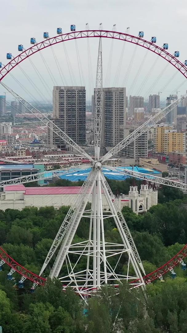 哈尔滨文化公园摩天轮航拍视频视频的预览图