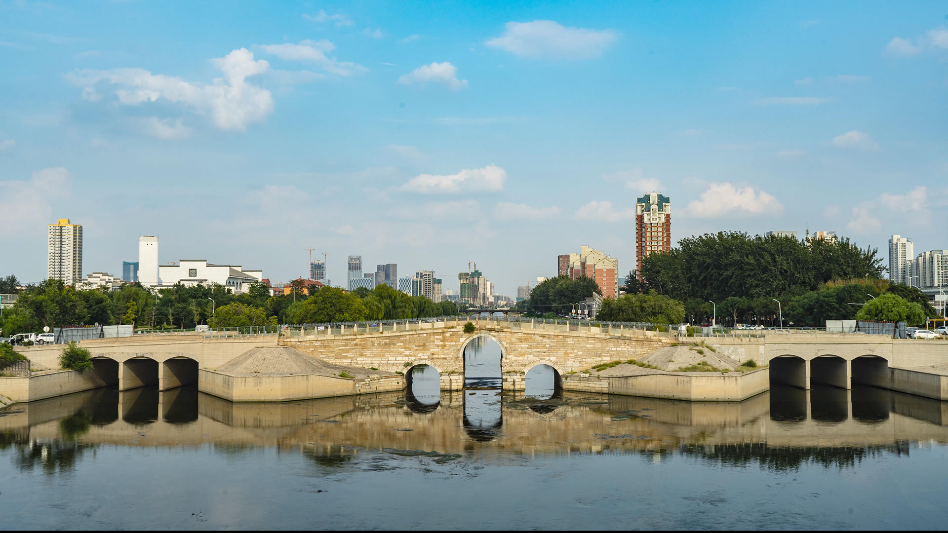 8k北京通惠河延时摄影视频的预览图