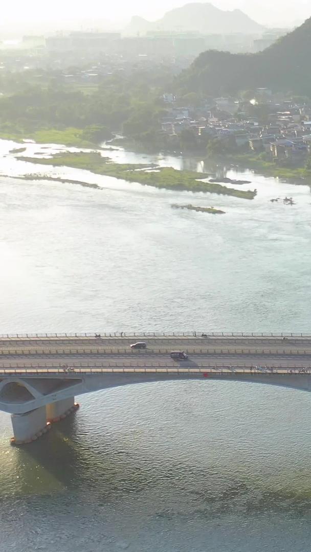 航空拍摄夕阳下的桥梁交通运输视频的预览图