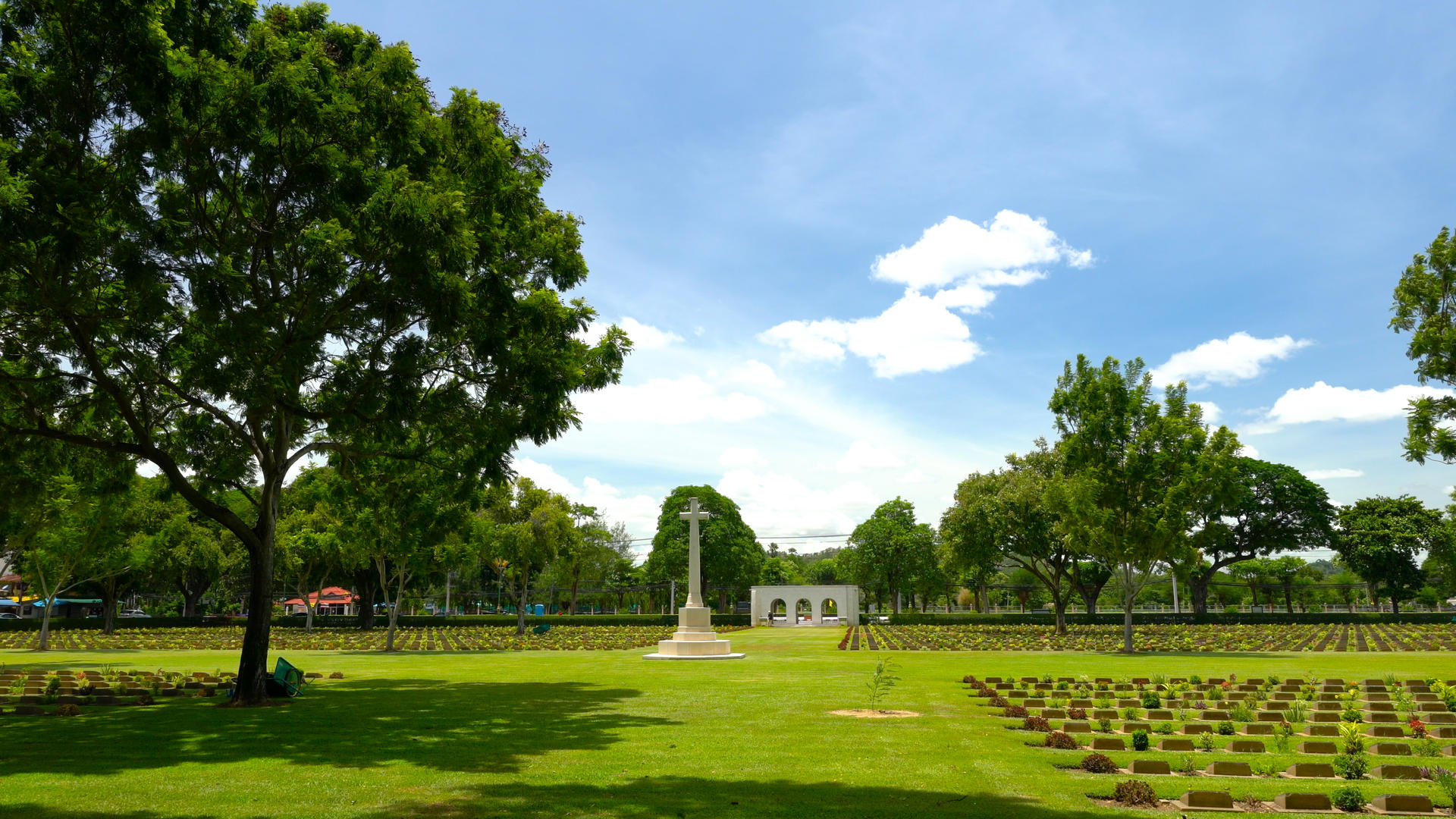 泰国北碧地标二战盟军公墓4K延时视频的预览图