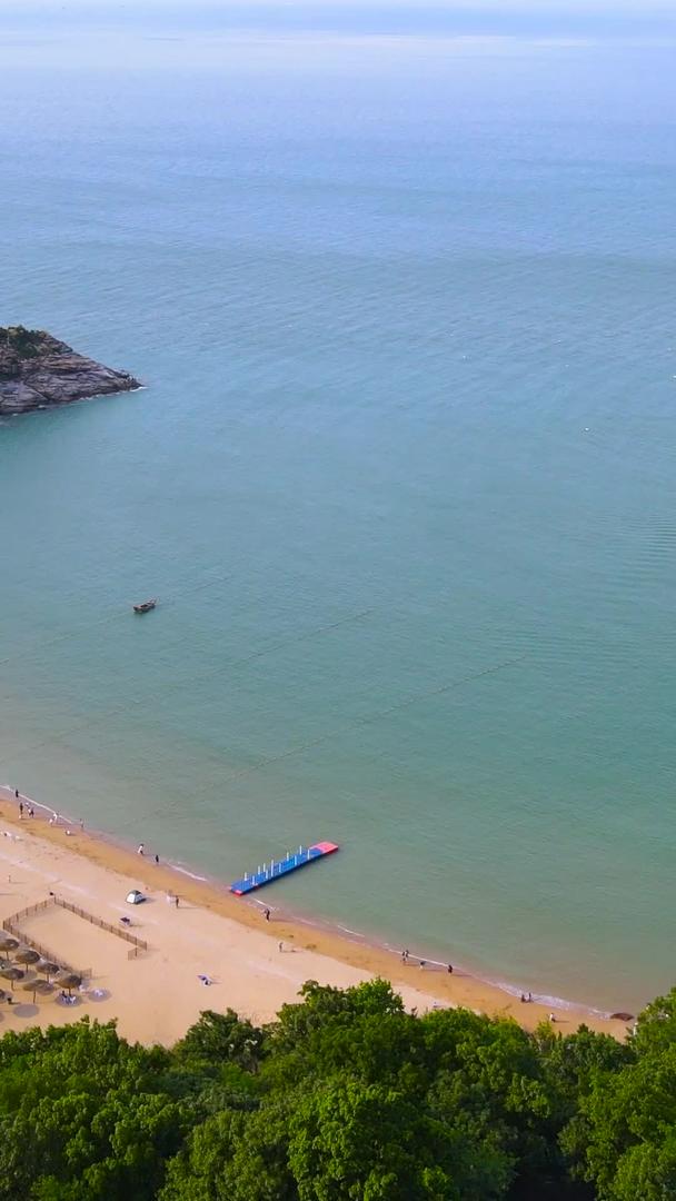 苏马湾沙滩连云港连岛景区观景台航拍视频的预览图