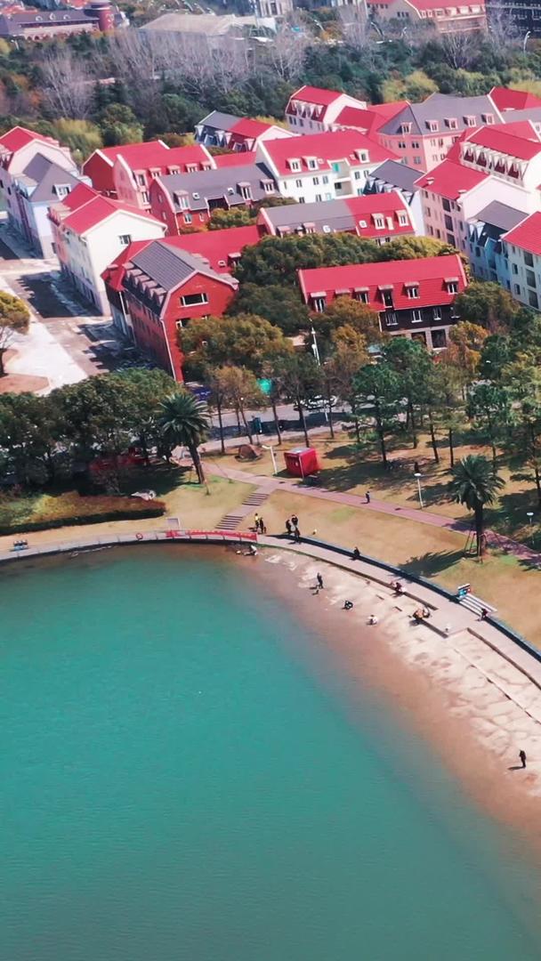 上海美兰湖度假区视频的预览图