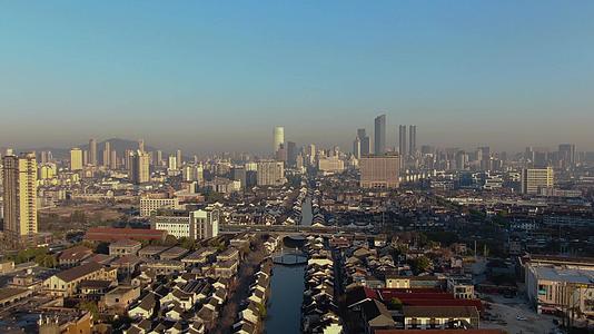 航拍江苏无锡城市风光视频视频的预览图