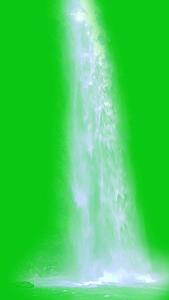 竖屏4K瀑布特效绿幕素材视频的预览图
