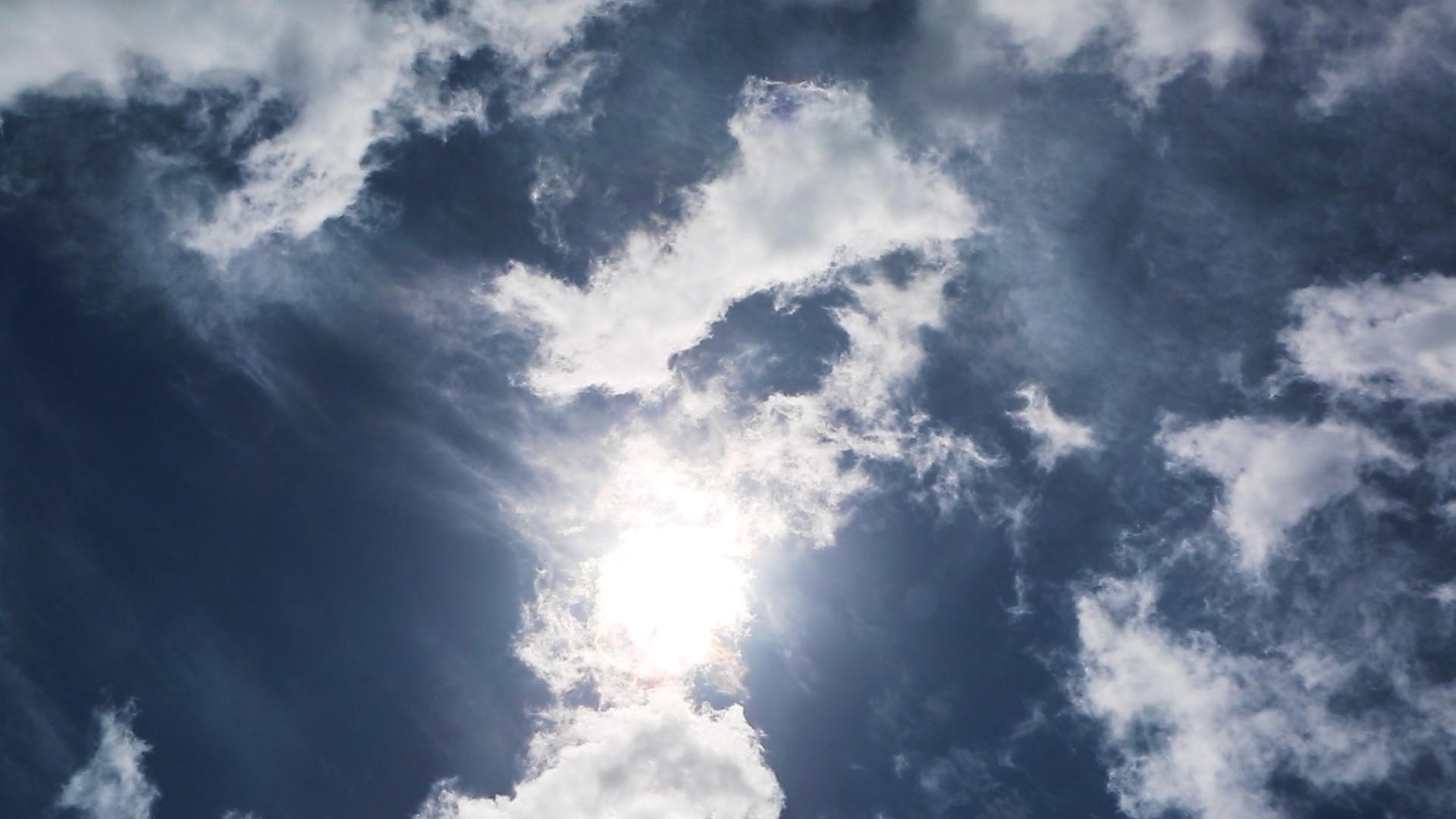 4k多云的天气视频的预览图