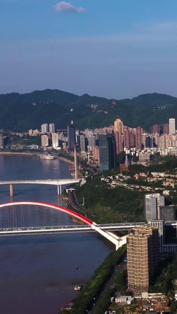 重庆市南岸区菜园坝网红桥梁航拍视频的预览图
