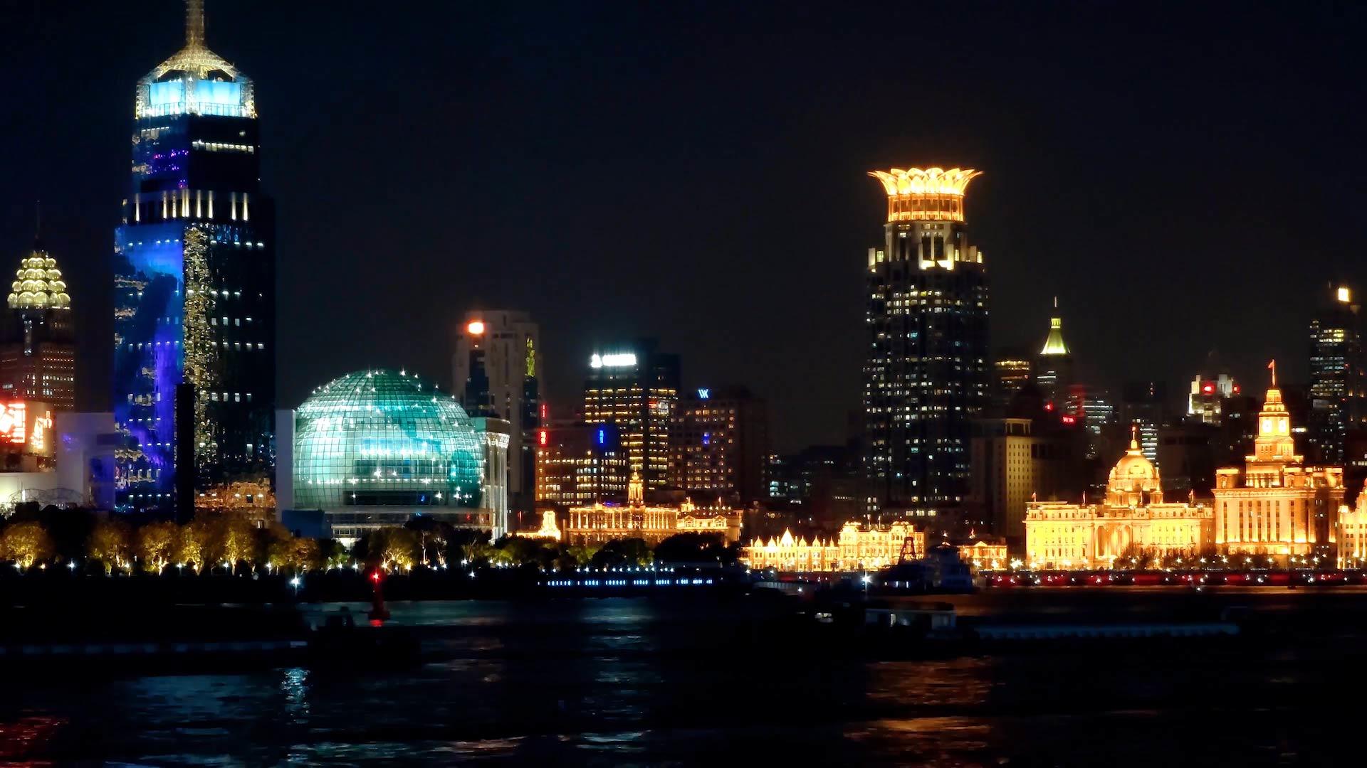 4K延时震撼上海黄浦江两岸城市夜景视频的预览图