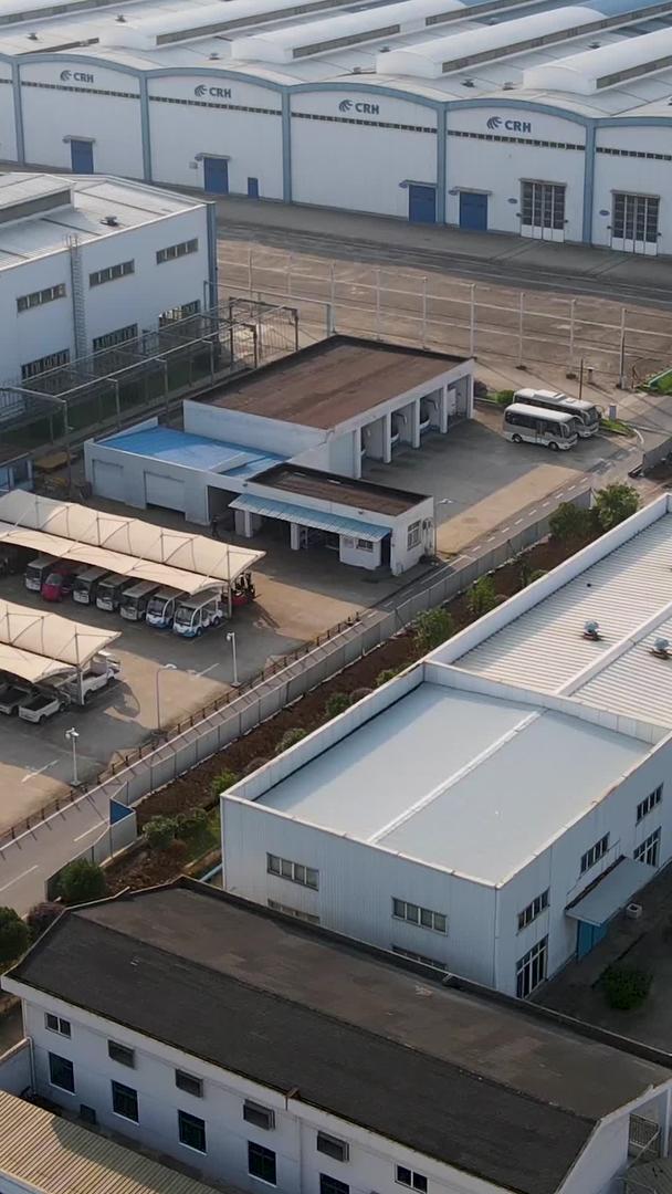 现代化整齐的航拍工厂厂区素材视频的预览图