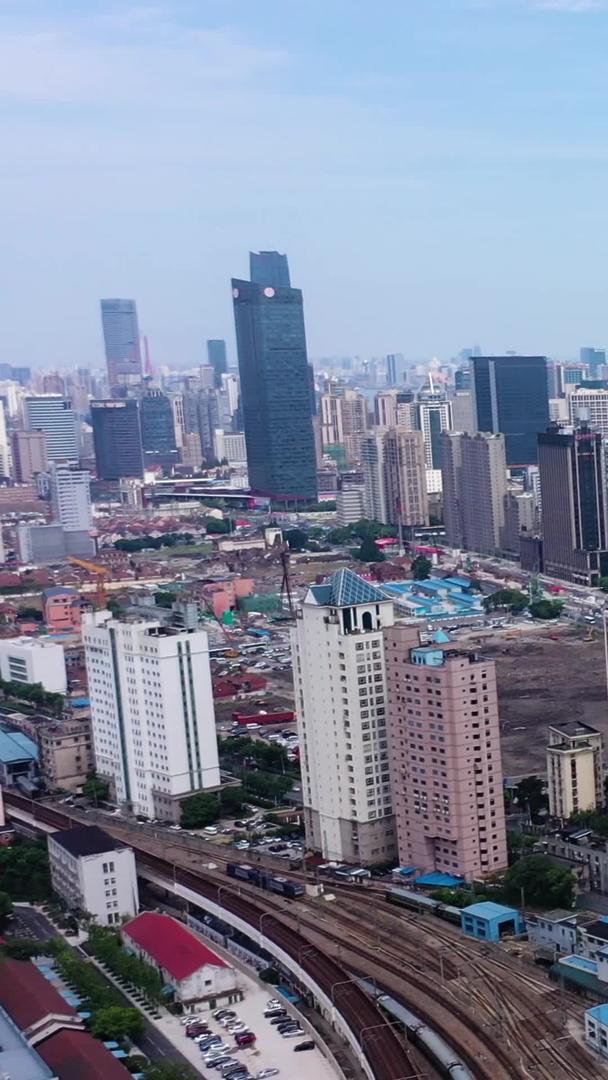 上海静安区航拍视频的预览图