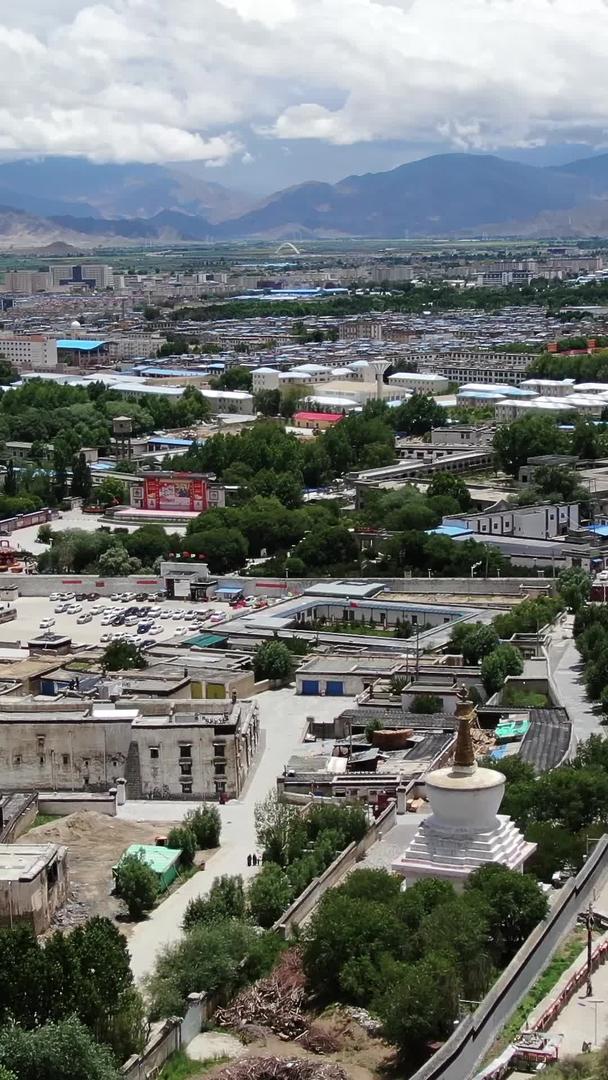 日喀则城市风景航拍视频视频的预览图
