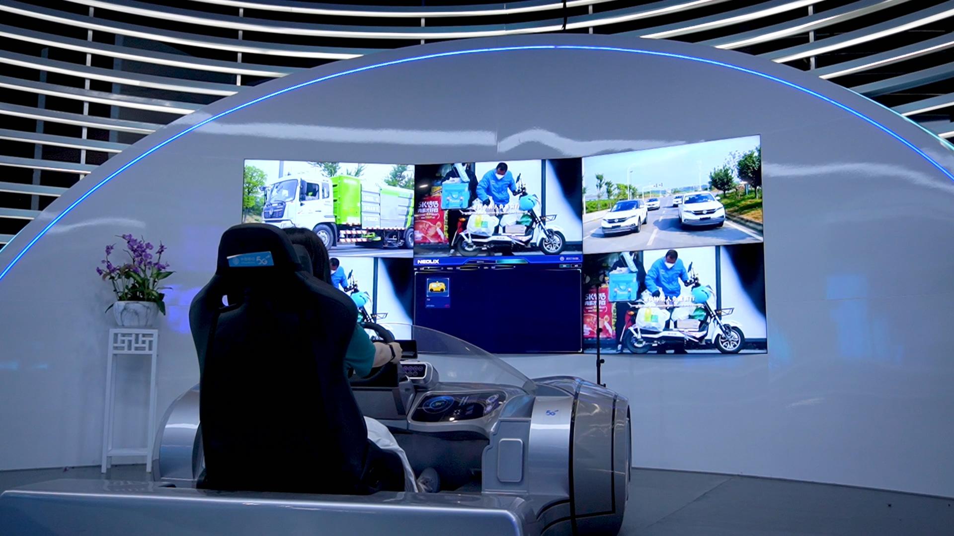 4K5G远程驾驶视频素材视频的预览图