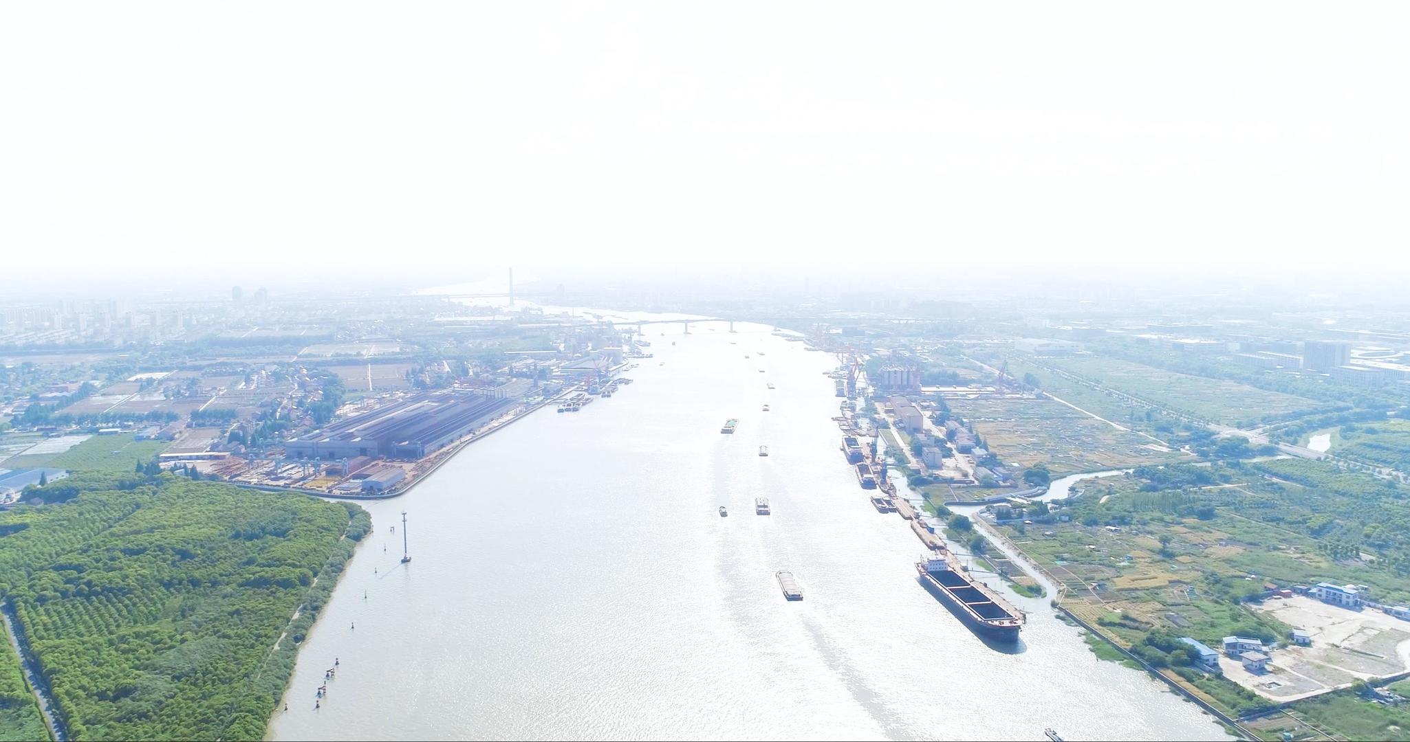 4k江河航拍视频的预览图