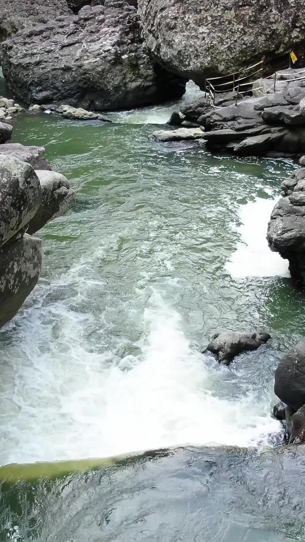 摄影5A景区鸳鸯溪景点小巫峡视频视频的预览图