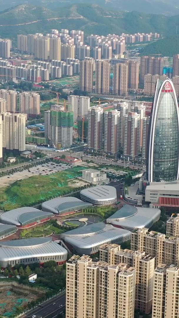 济南高新区城市风景航拍视频视频的预览图
