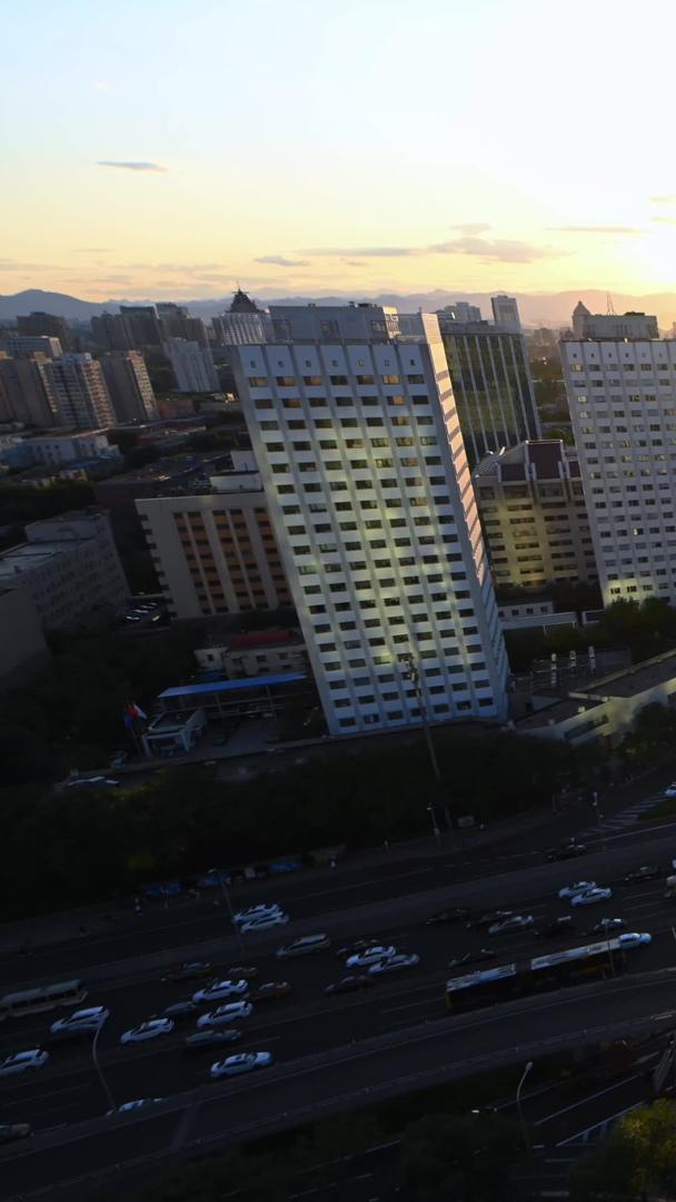在北京西环立交桥高峰期视频的预览图