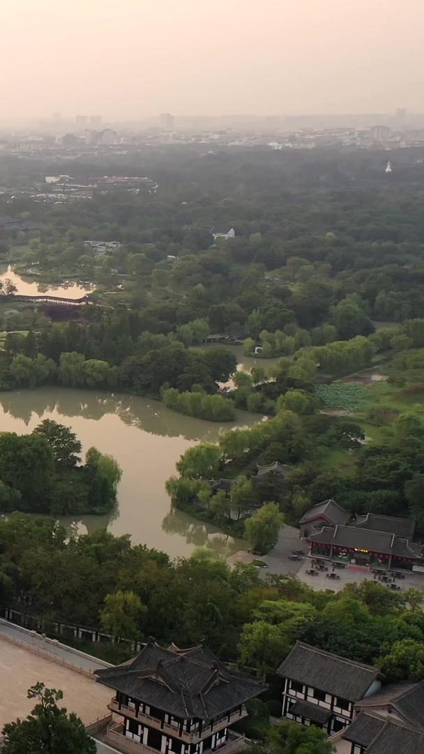 扬州大明寺航拍视频的预览图