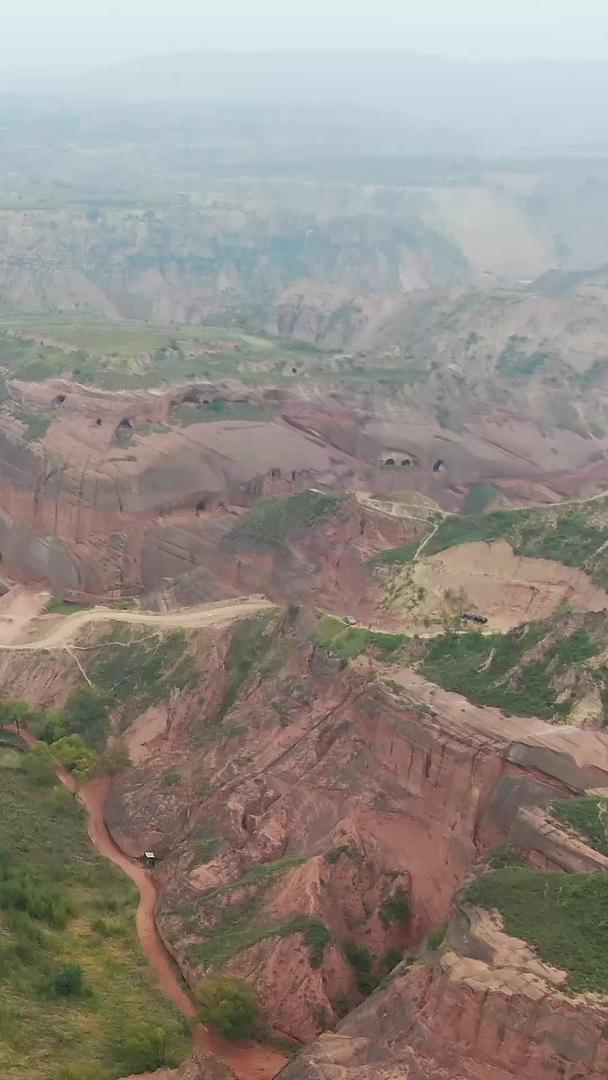 太行山大峡谷航拍视频的预览图