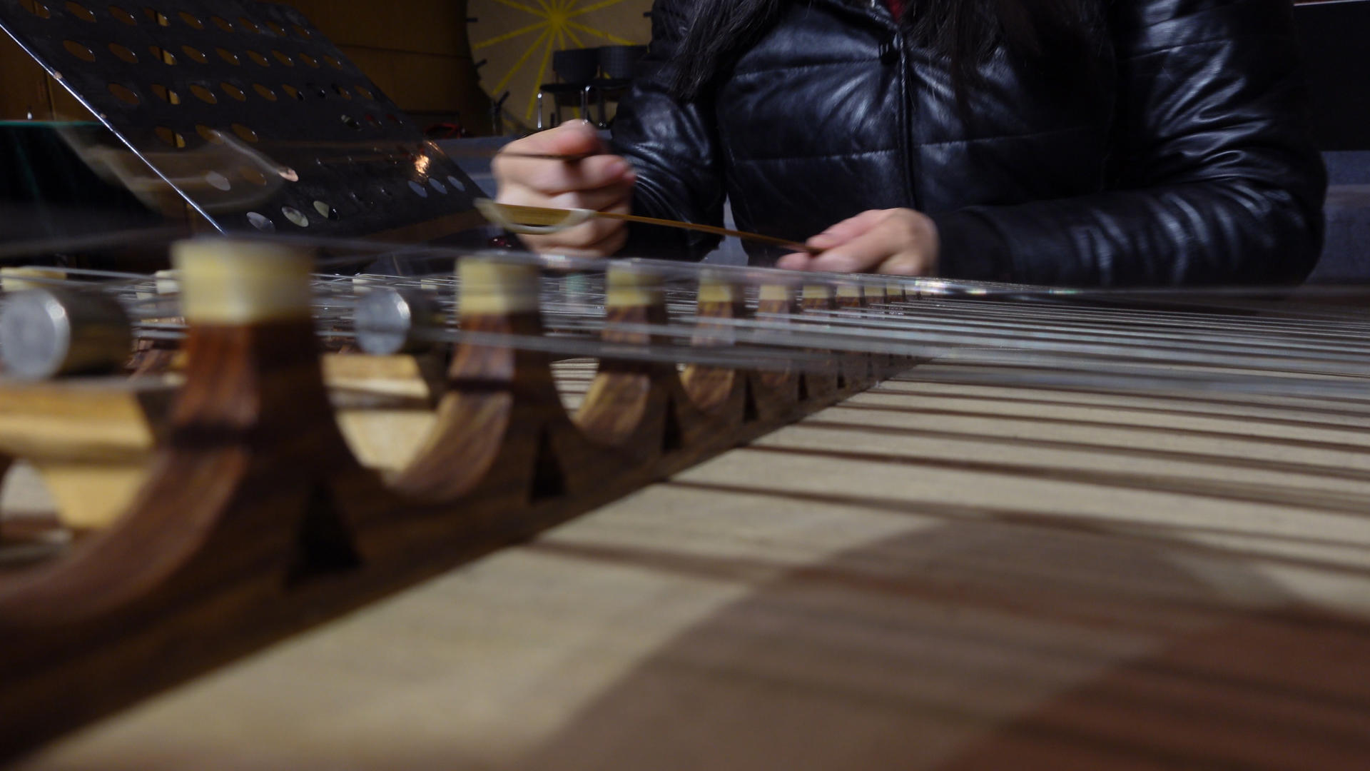 艺术教育培训教学示范演奏民族音乐器乐扬琴4k素材视频的预览图