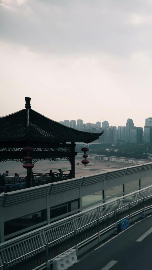 千厮门大桥延时摄影视频的预览图