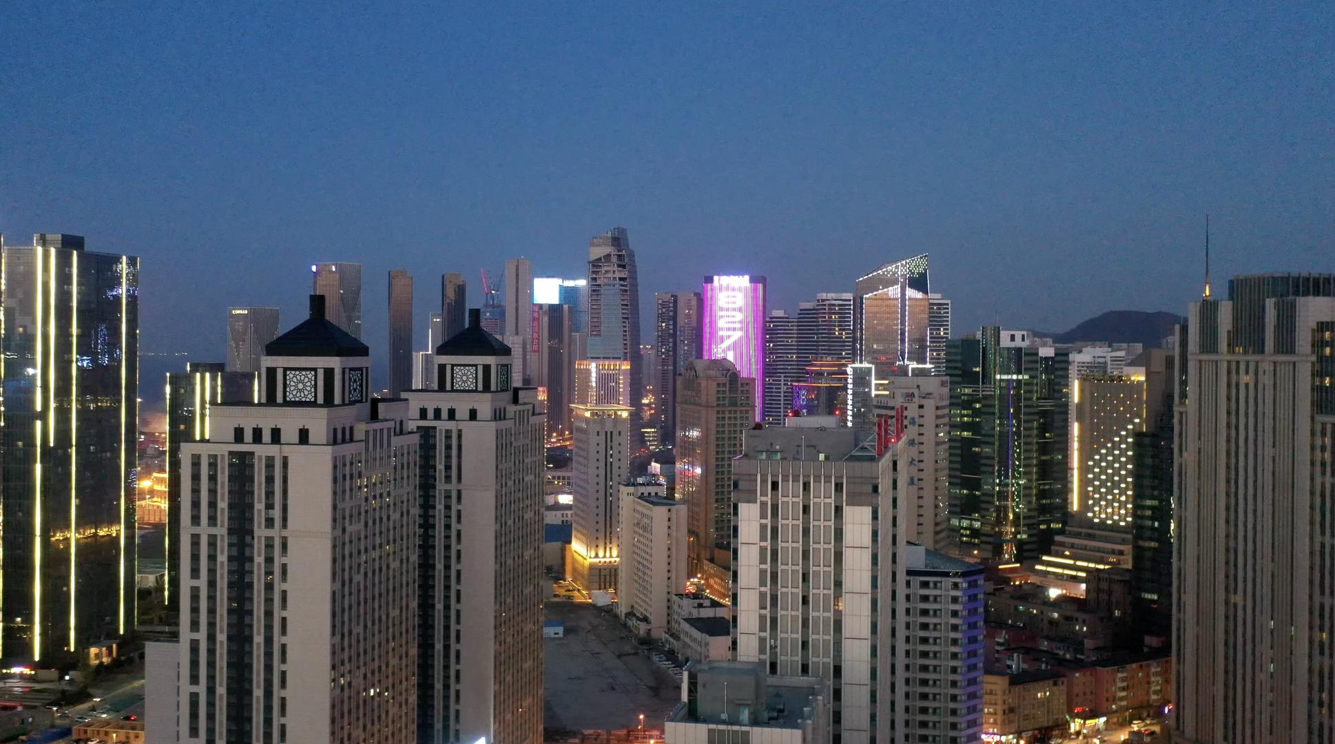 大连东港商务区夜景航拍4K视频视频的预览图