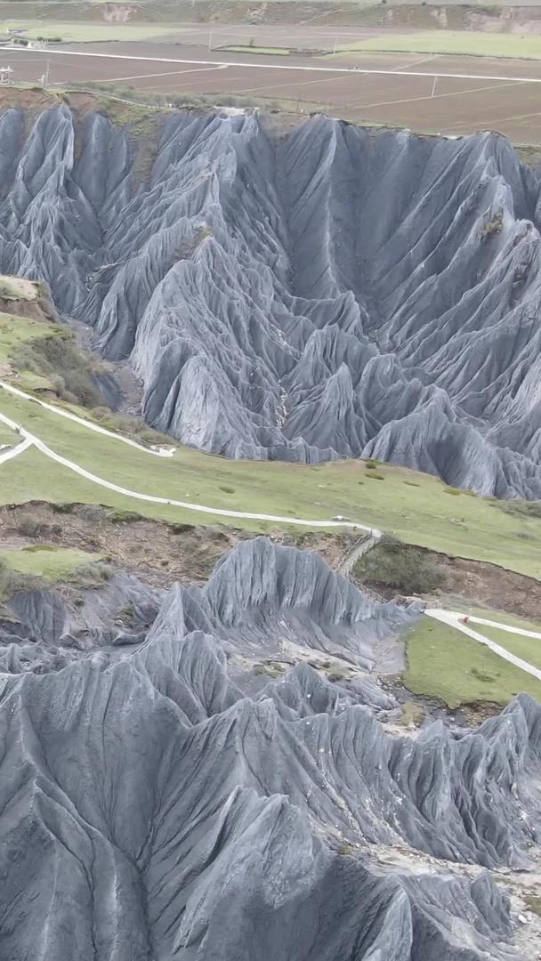 甘孜州异域星球墨石公园视频的预览图