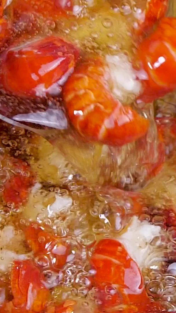 虾尾冰镇小龙虾视频的预览图