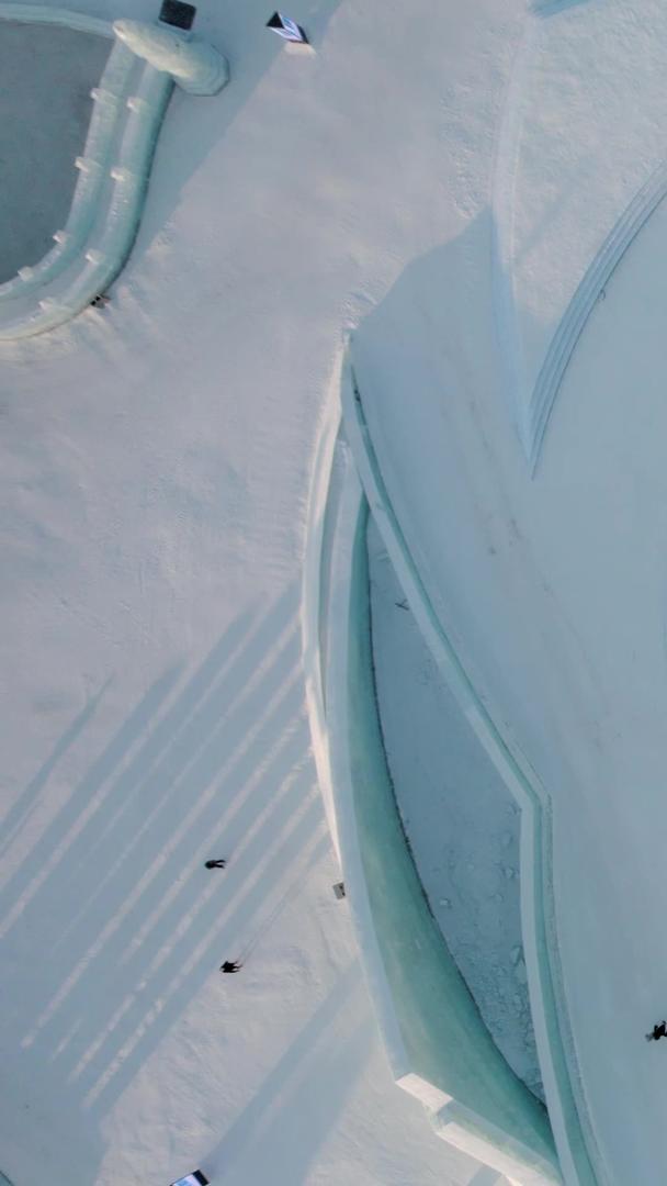 哈尔滨冰雪世界冰雕鸟瞰视频的预览图
