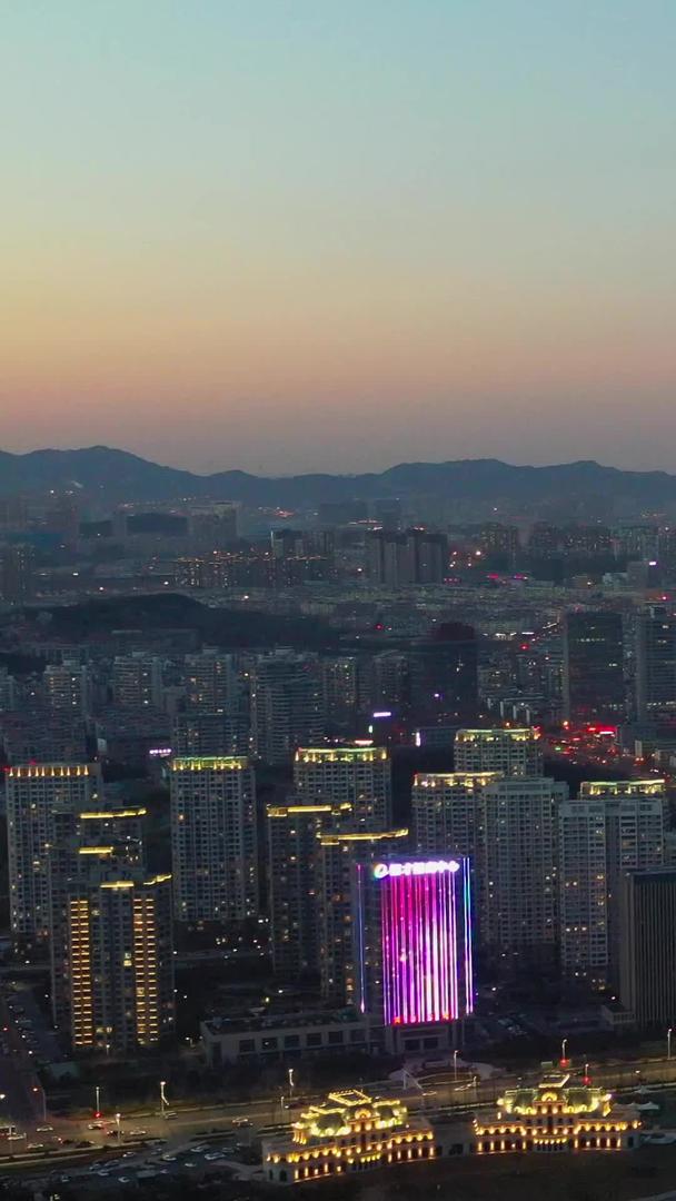 青岛城市风景夜景航拍视频视频的预览图