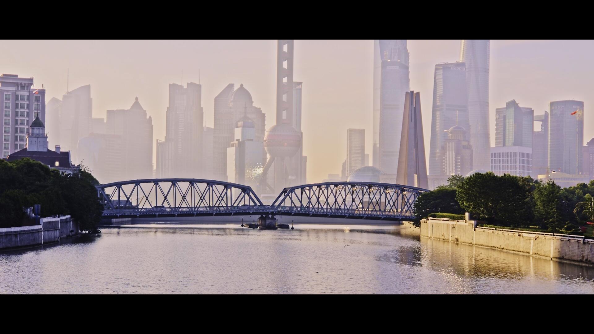 苏州河上外白渡桥视频的预览图