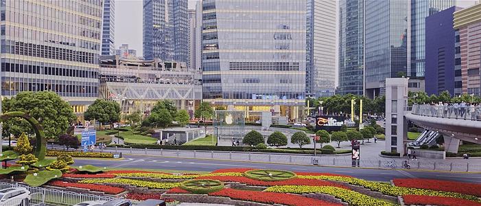 上海世纪大道国金中心视频的预览图